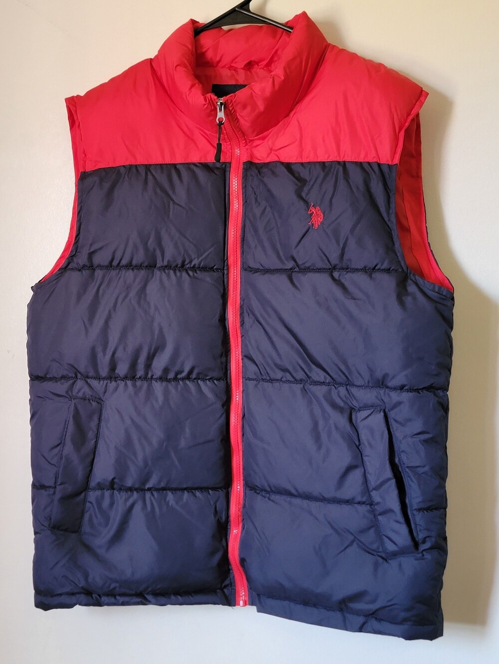U.S. Polo Assn. Colorblock Puffer Vest - Men's Size M (Like New!) 🔴🔵